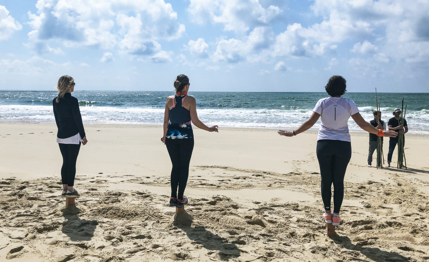 agence de voyage évènementielle pays basque landes Incentive nature foret plage Koh lanta team building yoga course d’orientation épreuve poteaux
